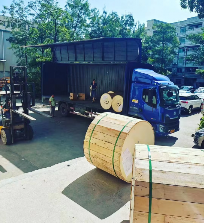 Fabrika Stokları Dışarıda Çift Zırhlı GYTS53-96 Çekirdekler Fiber Optic Kablo Çift Ceket G652D Aynı gün gönderildi 14