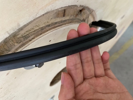 24 48 96 Yukarıdaki çekirdek kendini destekleyen Şekil 8 Fiber Optic Kablo Tek Mod G652d Zırhlı GYTC8S GYTC8A