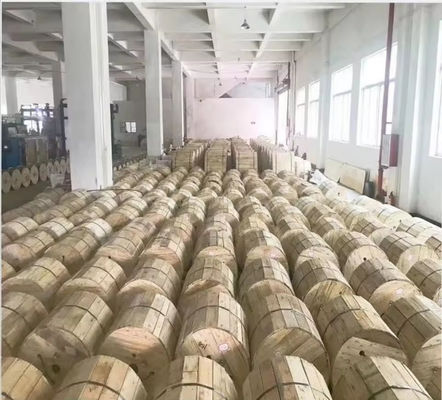 652D 288 çekirdekli HDPE Dış Ceket Optik Fiber kurdele Kablo Çoklu Tüp Gel dolu Dış Kapalı Optik Fiber Kablo