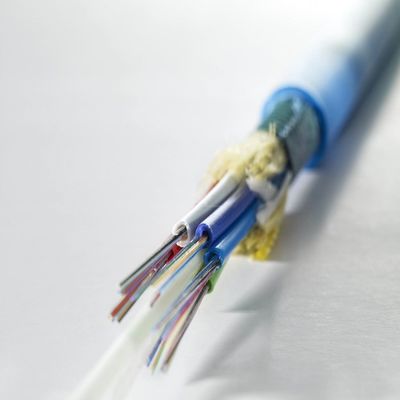 48 çekirdek tüm dielektrik kendi kendine desteklenen hava kablosu ADSS Span 100m 200m Fiber Optic Fiber Optic Kablocu