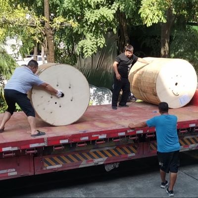 OEM Fabrika Tedarikleri 144 Çekirdek ADSS Açık Hava Optik Fiber Kablo 1KM 2KM 3KM Fiyat