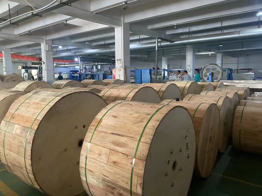 Tek Mod Şekil 8 Kendi kendine desteklenen Fiber Optik Kablo GYTC8S 24 48 96 Çekirdek