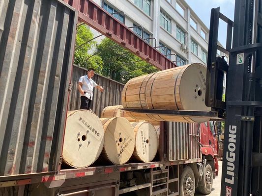 Telekomünikasyon için Açık GYFXTY 2 4 6 Çekirdek Fiber Optik Kablo