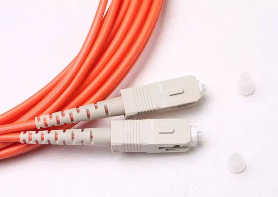 Özelleştirme FTTH Dubleks OM3 Çok Modlu 3.0mm Fiber Optik Yama Kablosu